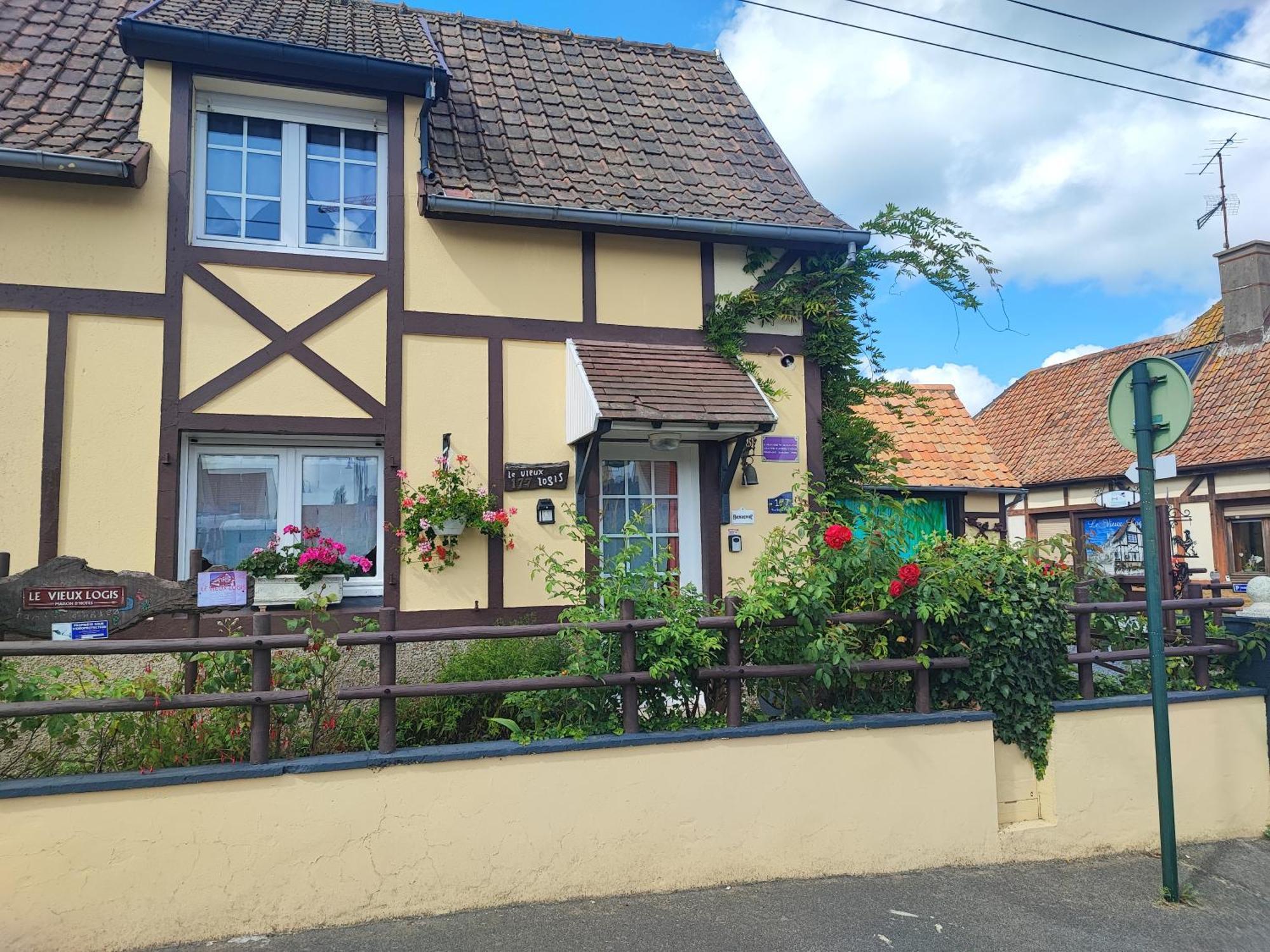 ホテル Le Vieux Logis Neufchâtel-Hardelot エクステリア 写真